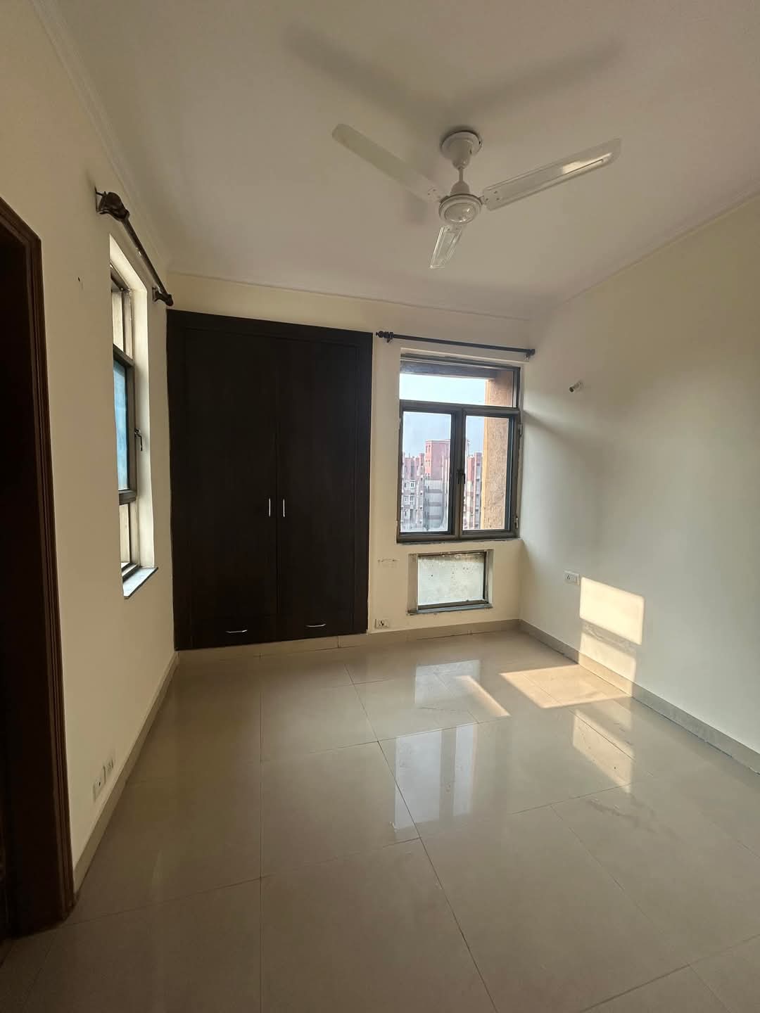 3 BHK + Study Room Builder Floor For Rent in 100 Gaj Lft N Parking Bui