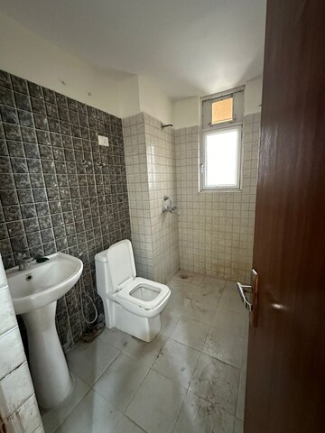 Bathroom in 3 BHK Apartment at Nirala Greenshire, Sector 2 Greater Noida – for Sale