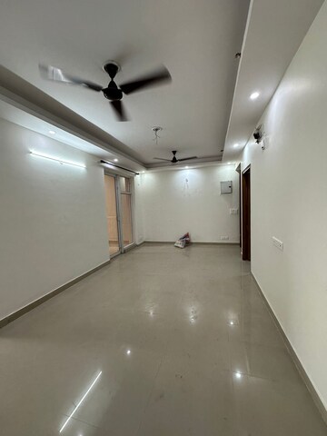 Building Lobby in 3 BHK Apartment at Nirala Greenshire, Sector 2 Greater Noida – for Sale