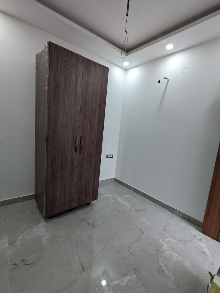 Room, nk-sharma-savitry-greens-2 3 Bedroom 2000 Sq.Ft. Villa In Ghazipur Zirakpur 8589481