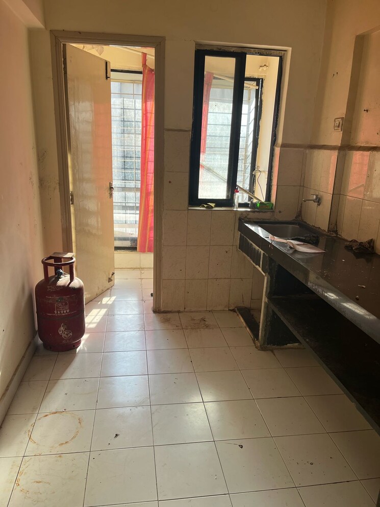 Kitchen, hermes-heritage-homes 1 Bedroom 650 Sq.Ft. Apartment In Shastrinagar Pune 8589509