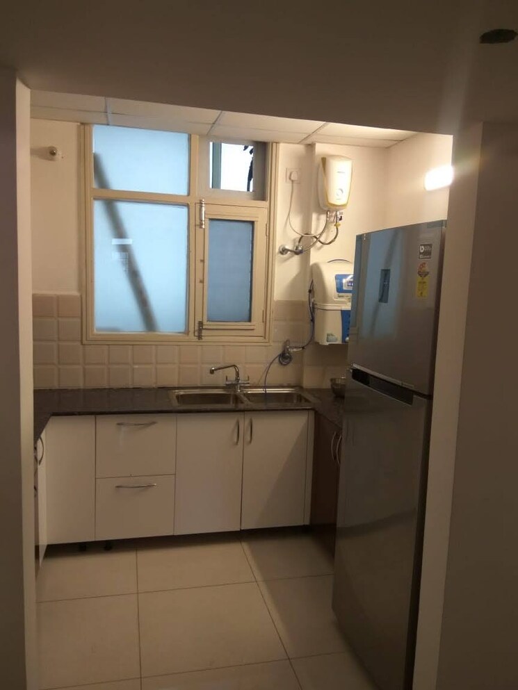 Kitchen, malwa-escon-arena 3.5 Bedroom 2500 Sq.Ft. Apartment In Lohgarh Zirakpur 8589505