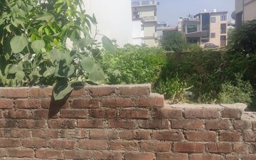 Plot For Sale in Dehrakhas