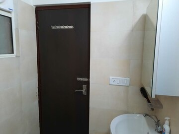 2.5 BHK Apartment For Rent in Agarwal Crystal Greens, Raj Nagar Extension