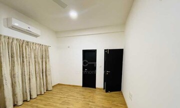 Room in 4 BHK Villa at Prestige Oasis, Rajanukunte – for Sale