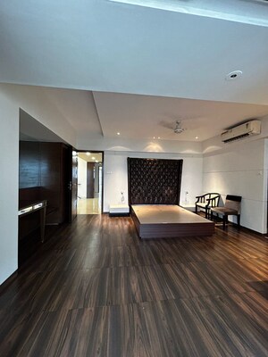 Bedroom in 4 BHK Apartment at H&M Tower, Bandra West – for Sale