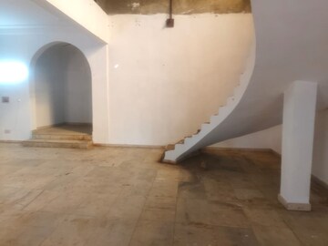 Team Area in  Warehouse at Sainik Farm – for Rent