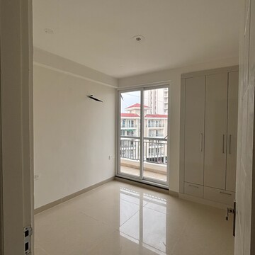 Room in 3 BHK Apartment at Maxxus Elanza, Nagla Road – for Rent