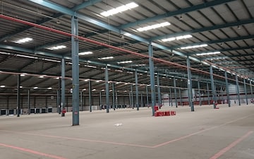Warehouse For Rent in Makali