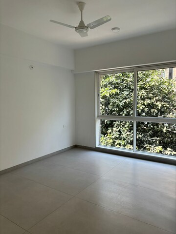 Room in 3 BHK Builder Floor at Chembur – for Sale