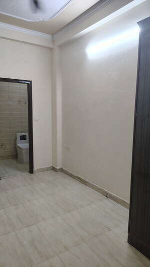 Furnished Amenities in 3 BHK Apartment at Gardenia Glamour, Vasundhara Sector 3 – for Sale