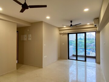 2 BHK Apartment For Rent in Shapoorji Pallonji Vicinia, Powai
