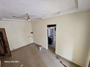 Room in 1 BHK Apartment at Shankheshwar Presidency, Kalyan West – for Sale