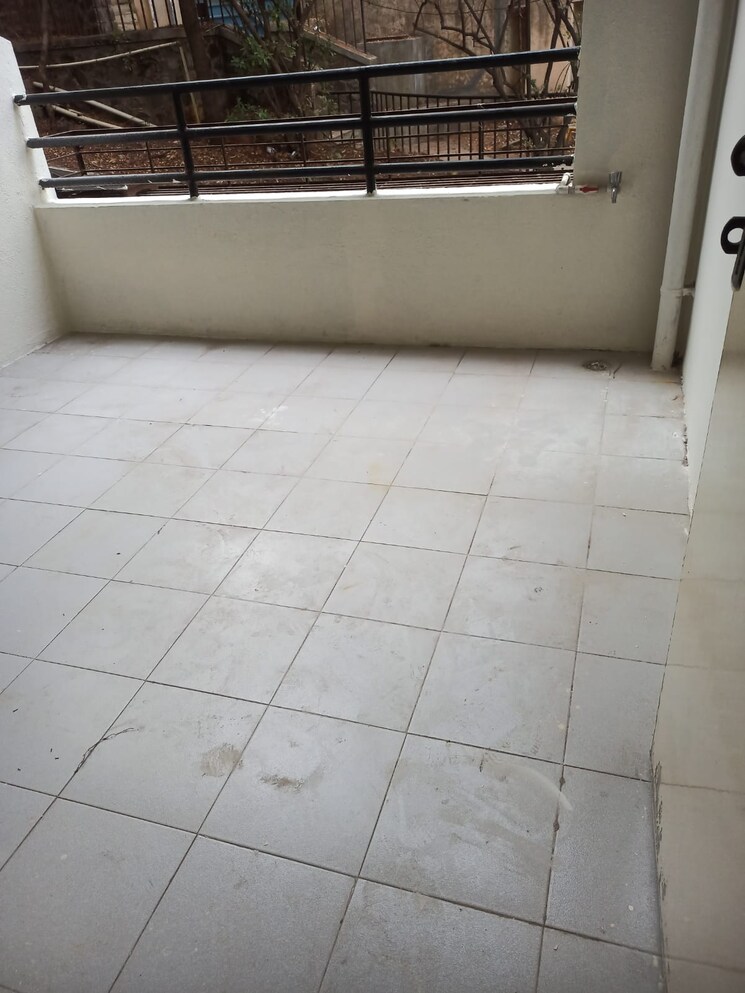 Terrace, amrut-runwal-paradise 2 Bedroom 1028 Sq.Ft. Apartment In Kothrud Pune 8590105