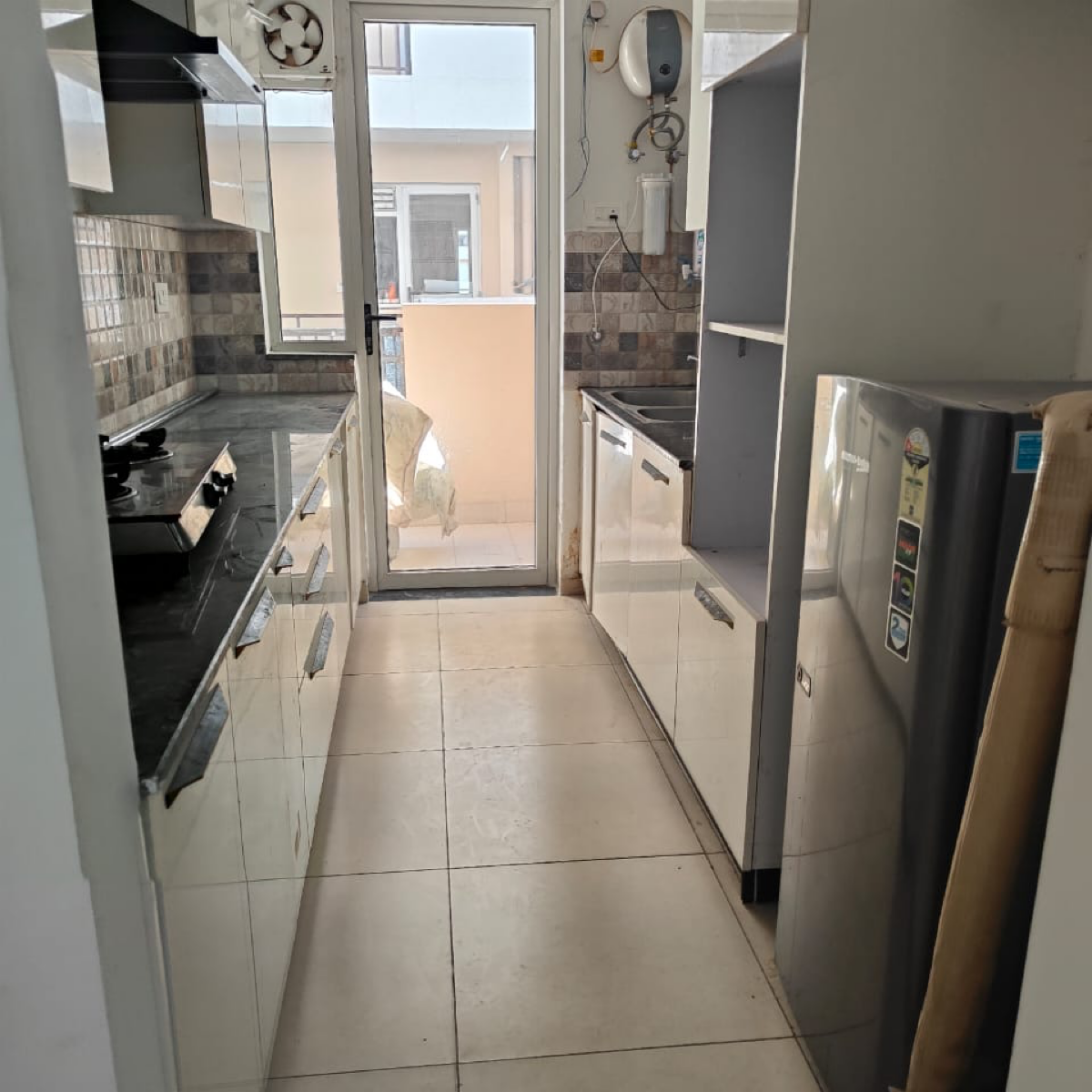 3 BHK + Pooja Room Apartment For Rent in Sushma Valencia