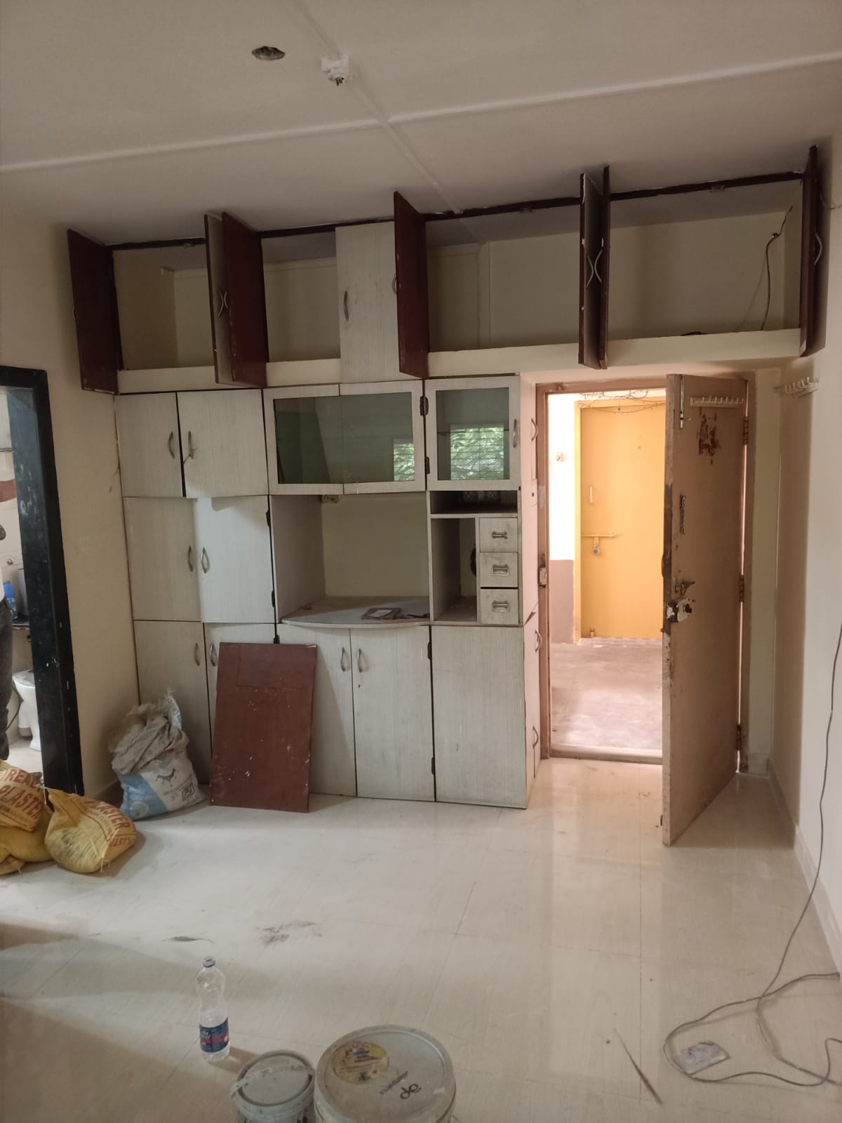 1 BHK Apartment For Rent in Atlanta Manor