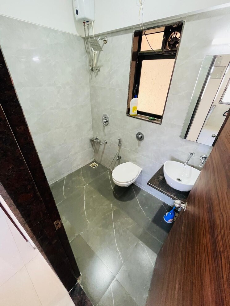 Bathroom, crystal-chs 1 Bedroom 450 Sq.Ft. Apartment In Chembur Mumbai 8590156