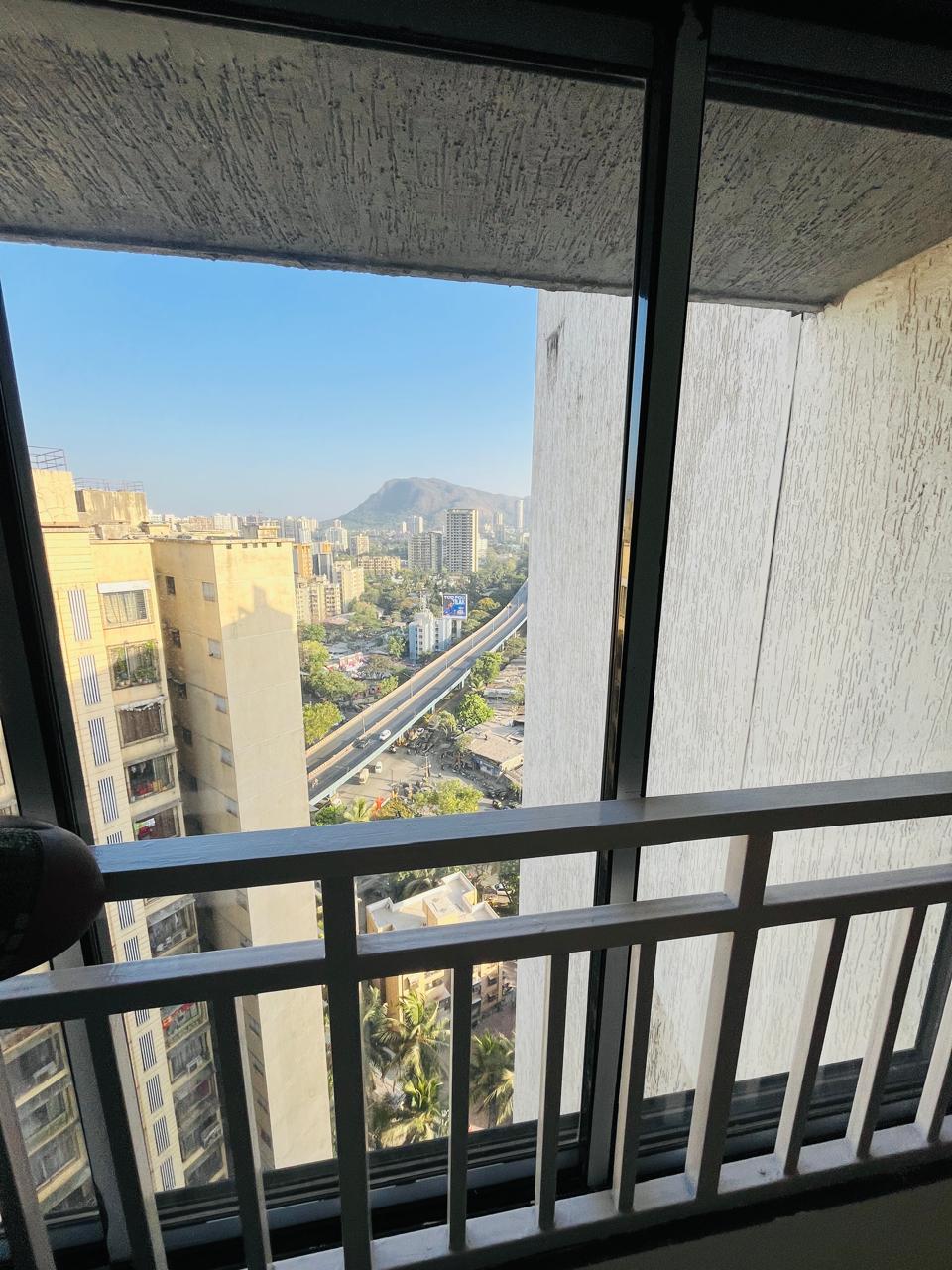 1 BHK 450 Sq.Ft. Apartment in Crystal CHS