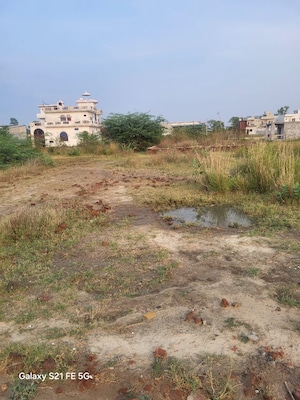 Plot Area in  Plot at Kalindi Kunj – for Sale