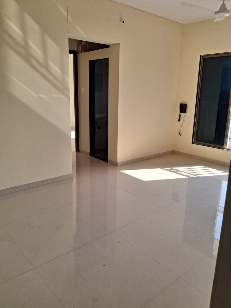 Room, shraddha-heights-borivali 1 Bedroom 425 Sq.Ft. Apartment In Borivali West Mumbai 8590228