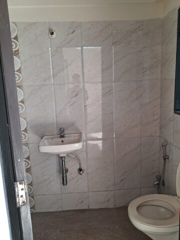 Bathroom in 1 BHK Apartment at Shraddha Heights Borivali, Borivali West – for Rent