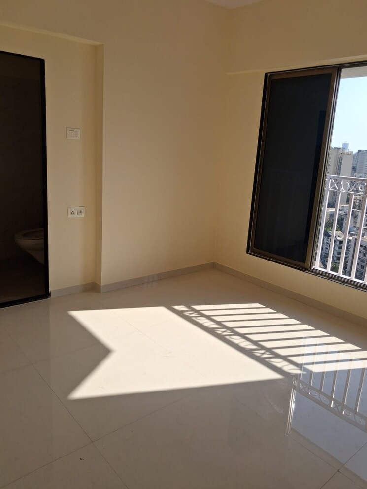 Room, shraddha-heights-borivali 1 Bedroom 425 Sq.Ft. Apartment In Borivali West Mumbai 8590228