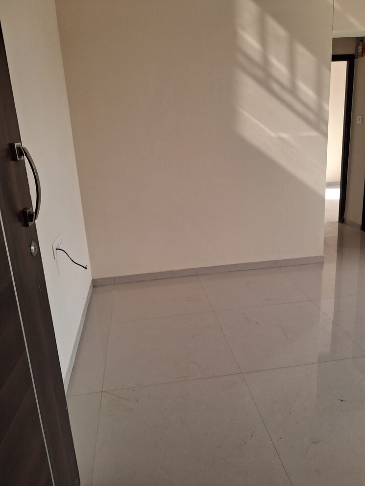 Bathroom, shraddha-heights-borivali 1 Bedroom 425 Sq.Ft. Apartment In Borivali West Mumbai 8590228