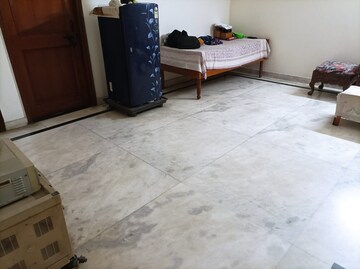 Living Room in 1 BHK Builder Floor at Ansal Plaza Sector-23, Sector 23 – for Rent