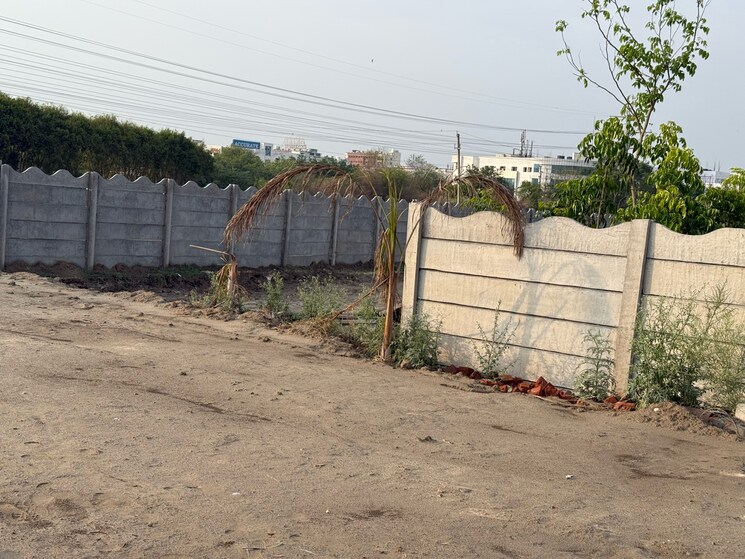 undefined, india-expo-mart  88 Sq.Yd. Plot In Knowledge Park Ii Greater Noida Greater Noida 8590245