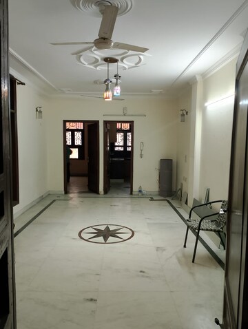 Room in 2 BHK Builder Floor at East Of Kailash – for Rent