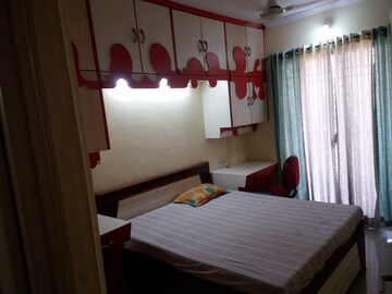 Bedroom in 3 BHK Apartment at Seawoods – for Rent