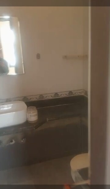 Furnished Amenities in 3.5 BHK Independent House at Sector 21d – for Rent
