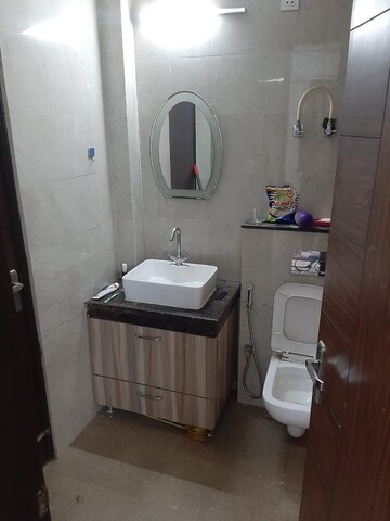 Bathroom in 2.5 BHK Builder Floor at Ansal Boom Plaza, Sushant Lok Iii – for Rent