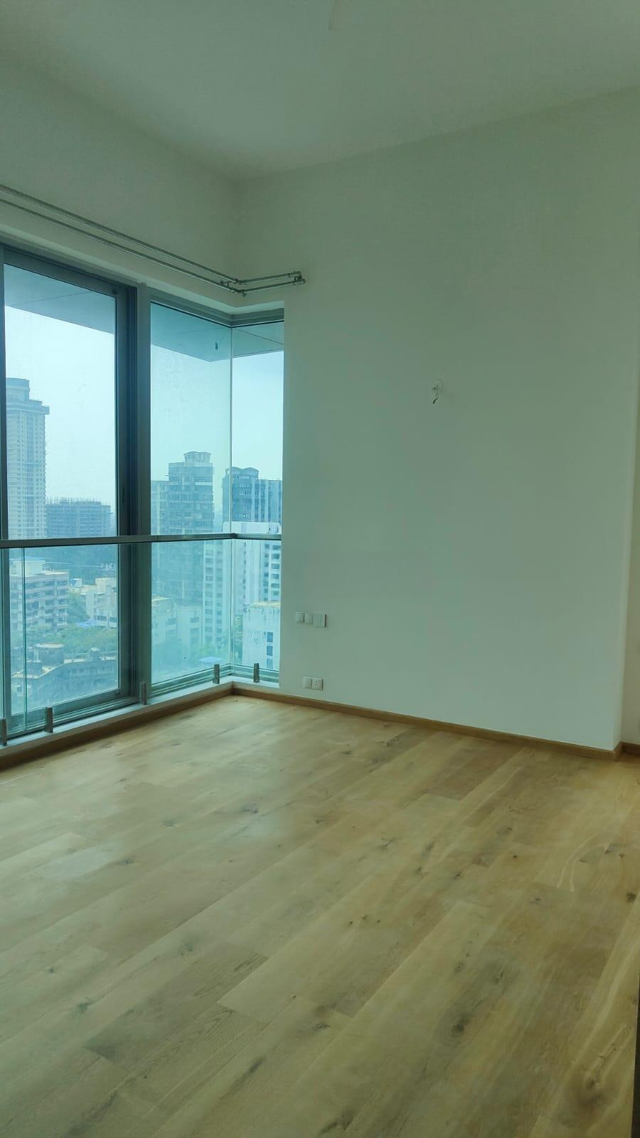 4 BHK + Study Room Apartment For Sale in Kalpataru Avana