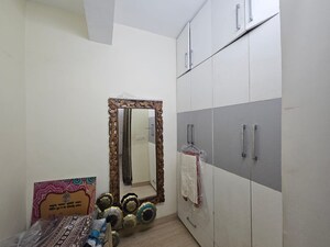 Room in 3 BHK Builder Floor at Empire Floors, Sector 57 – for Sale