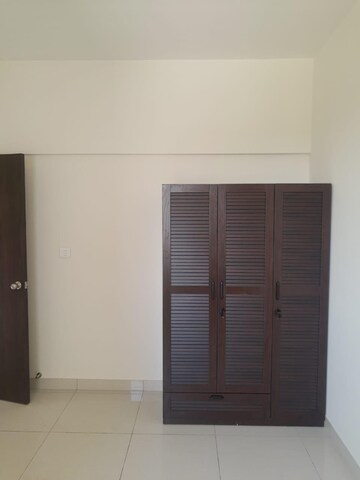Room in 2 BHK Apartment at Puravankara Purva Zenium, Hosahalli – for Rent