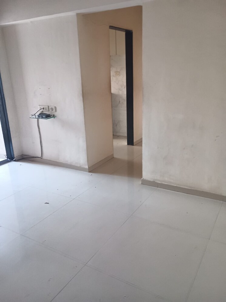 Room, seawoods west 1 Bedroom 585 Sq.Ft. Apartment In Seawoods West Navi Mumbai 8590364