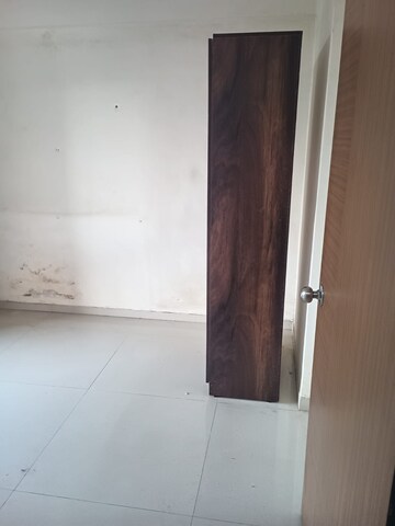 Furnished Amenities in 1 BHK Apartment at Seawoods West – for Rent
