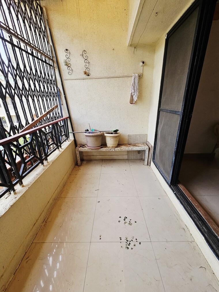 Balcony, mangeshi-dream-city 2 Bedroom 990 Sq.Ft. Apartment In Kalyan West Thane 8590375