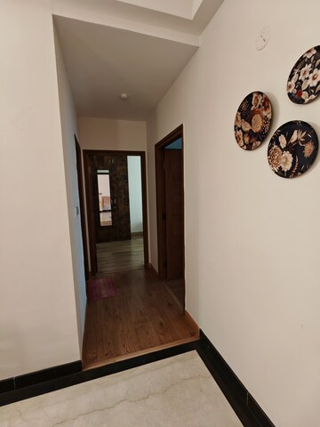 Furnished Amenities in 2 BHK Apartment at G Corp Residency, Koramangala – for Rent