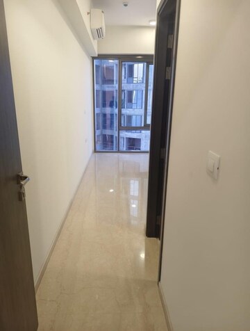 Room in 4 BHK Apartment at Piramal Mahalaxmi, Mahalaxmi – for Sale