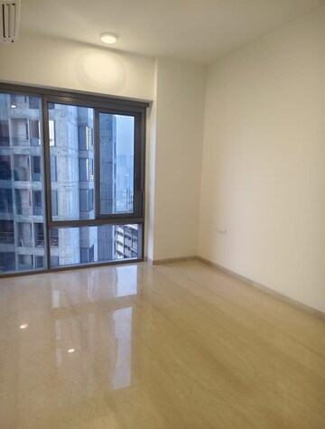 Room in 4 BHK Apartment at Piramal Mahalaxmi, Mahalaxmi – for Sale
