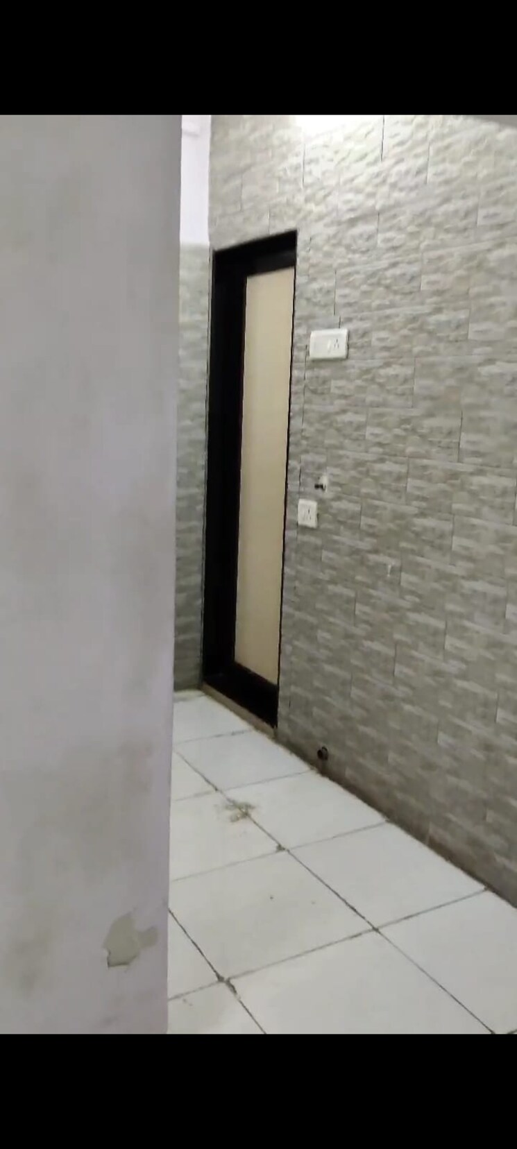 Bathroom, mistry-palace 2 Bedroom 700 Sq.Ft. Apartment In Chunabhatti Mumbai 8590422