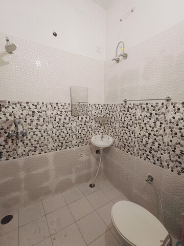Bathroom in 2 BHK Apartment at Kharar – for Rent