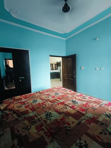 Bedroom in 3 BHK Apartment at Sunny Enclave – for Rent