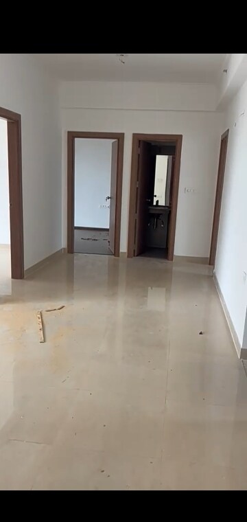 Room in 3.5 BHK Apartment at ATS Nobility, Sector 4 Greater Noida – for Sale