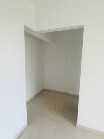 Room in 3 BHK Apartment at Vikas Palms Row Houses, Khopat – for Rent