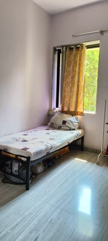 Bedroom in 3 BHK Apartment at Chandanbala Apartment, Sion West – for Rent