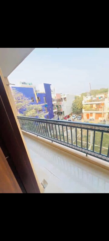 1 BHK Builder Floor For Rent in Ignou Road