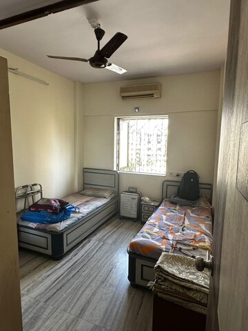 2 BHK Apartment For Rent in Prem Court CHS, Peddar Road